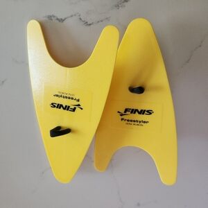 FINIS pull paddles